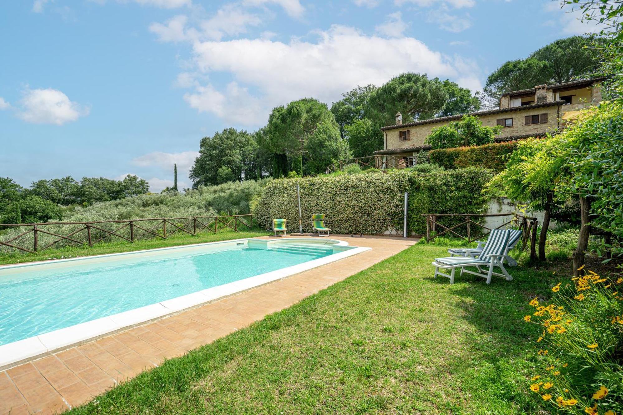Agriturismo Bio Tra Cielo E Terra Frontignano Exteriér fotografie